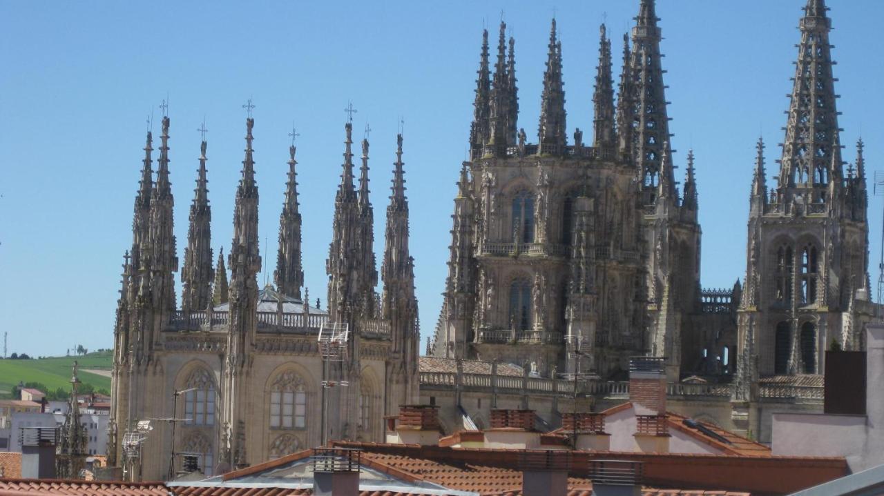 Buhardilla Con Encanto en el Casco Historico Burgo Esterno foto